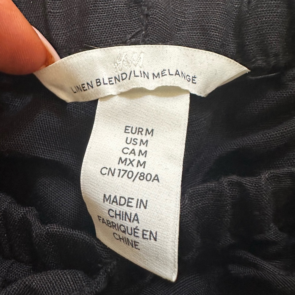 Women's H&M Black linen blend Shorts pull on size M - Picture 8 of 10